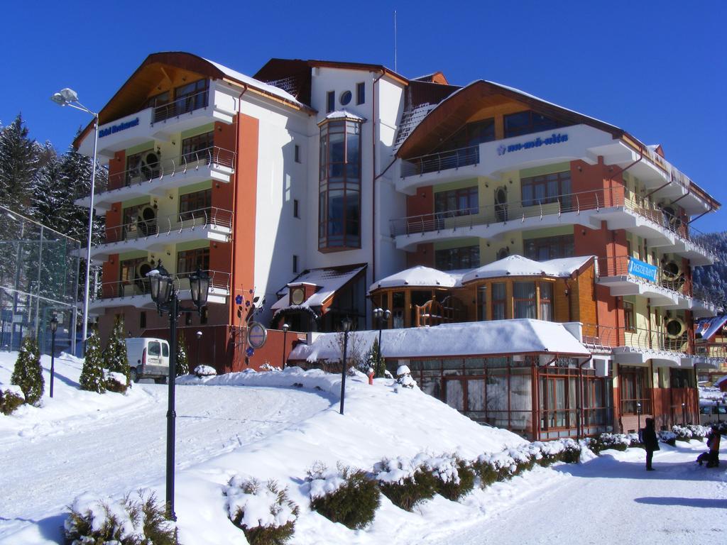 阿祖加滑雪和自行车度假酒店 外观 照片